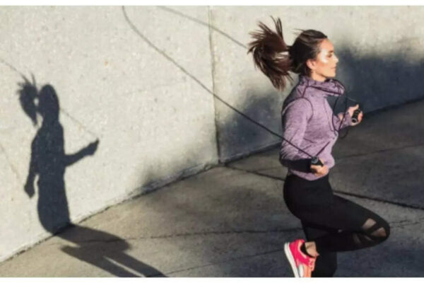 Influencer loses 95 kgs with THIS simple exercise. The bonus? It can be done at home! – Times of India
