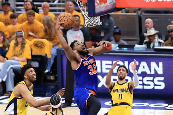 Knicks vs Pacers 106-100: Karl-Anthony Towns clutch as Knicks take Game 3 | The Express Tribune