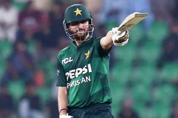 Pakistan bat first as T20I series begins against Bangladesh | The Express Tribune
