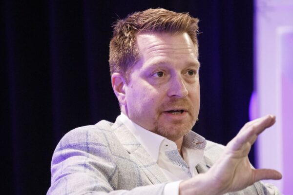 CrowdStrike shares drop on weak revenue guidance