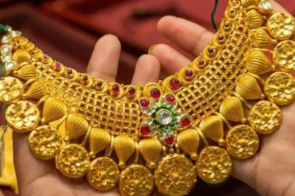 Gold Rates Today: Gold Prices In India Fall On Profit-Booking, Check 22kt, 24kt Rates In Your City On June 17, 2025 News18