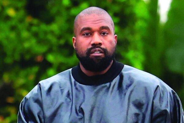 Kanye appears in court to back Diddy | The Express Tribune