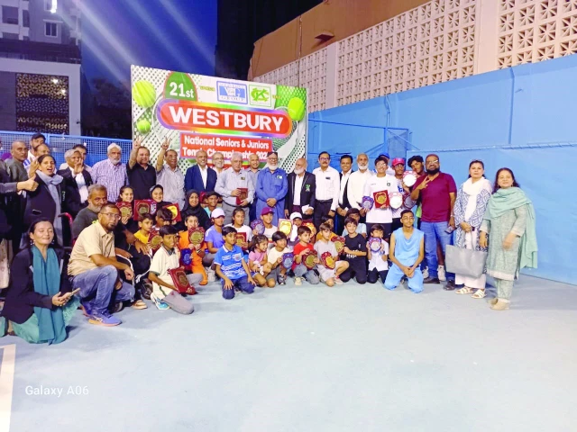 winners and runners up players seen with chief guest rasheed jan mohammad sta officials and guests after the finals of kc westbury tennis on friday photo sta