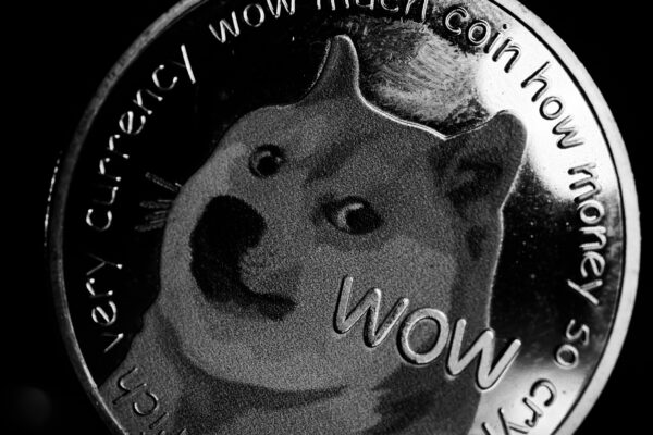 DOGE Bulls Hold The Line At $0.15 — Is The Rally Still Alive? DOGE