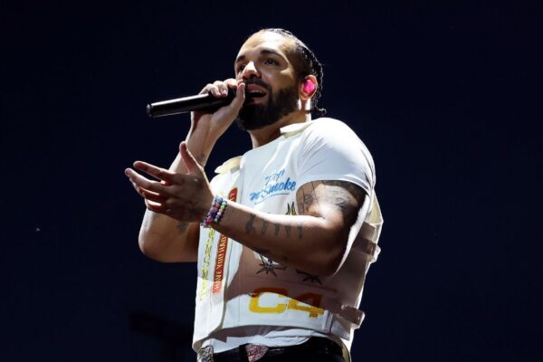 Drake reveals Shai Gilgeous-Alexander tattoo, covers up LeBron James tattoo amid tension