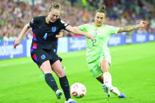 italy s elisabetta oliviero in action with england s keira walsh during their euro 2025 semifinal photo reuters
