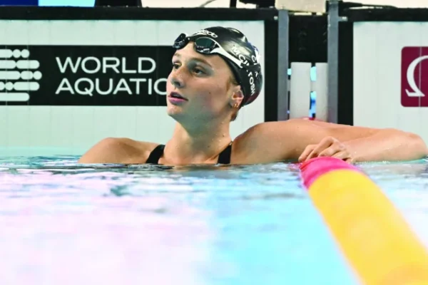 canada s summer mcintosh reacts after a semi final of the women s 200m individual medley swimming event during the 2025 world aquatics championships in singapore photo afp