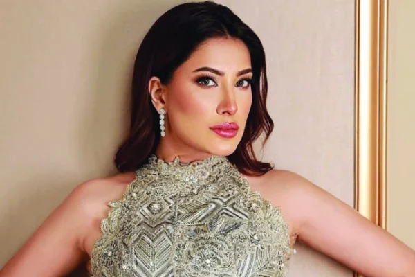 mehwish hayat reminds online trolls to show respect amid sahir lodhi mimicry trend photo file