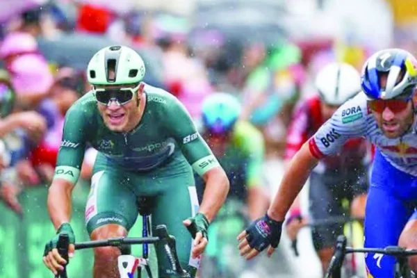 jonathan milan wins his second stage at his debut tour de france photo afp