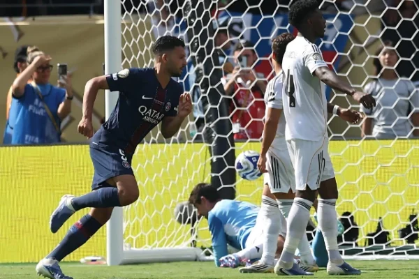 PSG vs Real Madrid 4-0: Paris run riot over Los Blancos to book their place in FIFA Club World Cup final against Chelsea | The Express Tribune tribune