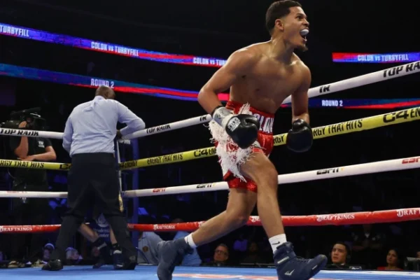unbeaten shakur stevenson outlasted hard hitting william zepeda in a tough back and forth battle to retain his world boxing council lightweight world title photo afp