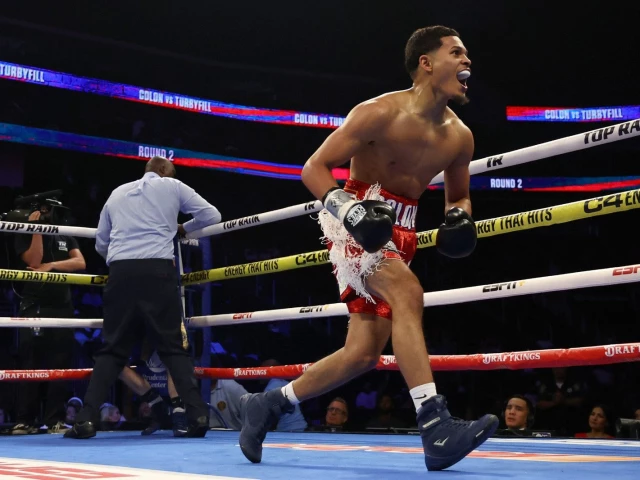 unbeaten shakur stevenson outlasted hard hitting william zepeda in a tough back and forth battle to retain his world boxing council lightweight world title photo afp