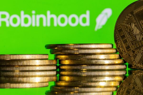 Stocks making the biggest moves midday: Penn Entertainment, Robinhood, Levi Strauss & more