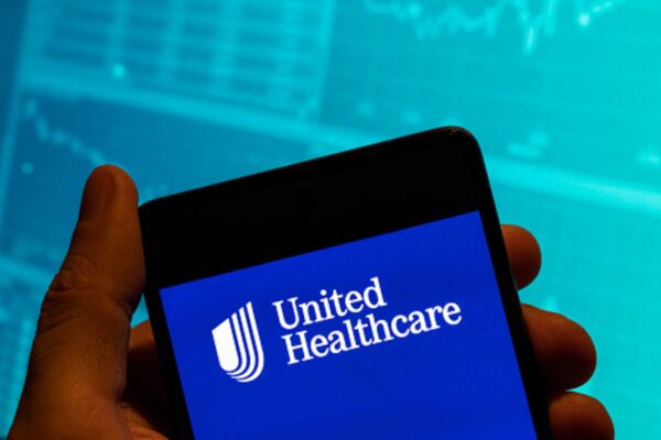 UnitedHealth aims to reassure investors as profits plunge, DOJ investigates its Medicare business