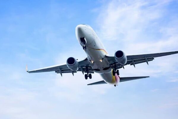 Why Do Ears Pop In Planes & High-Rise Elevators? Do Babies Feel The Same? Tip & Remedies Here News18