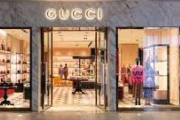 Gen Z In India Leading the Luxury Market Boom: Affording Premium Experiences With Credit