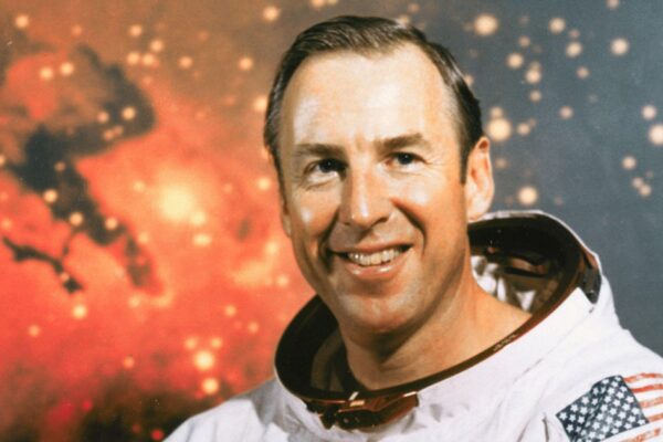 Jim Lovell, Apollo 13 commander, dies at age 97