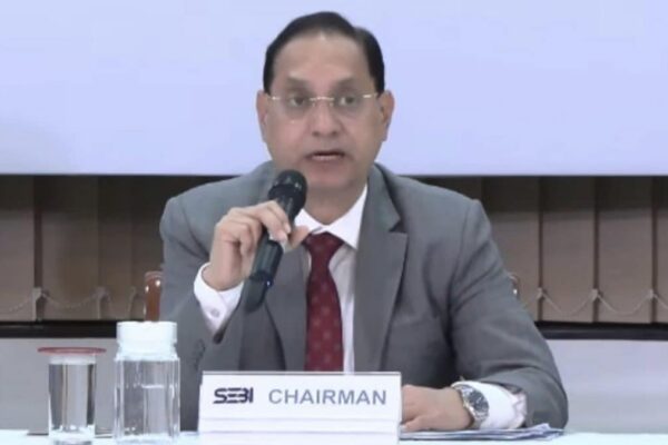 SEBI Chairman Denies Plans To Curb Weekly Derivatives Expiry News18