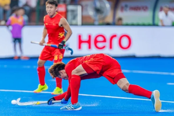 china delivered a crucial 3 0 victory over korea in the first super 4s match photo asian hockey fed