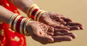 A girl crazy in love surprised everyone by marrying her lover's corpse