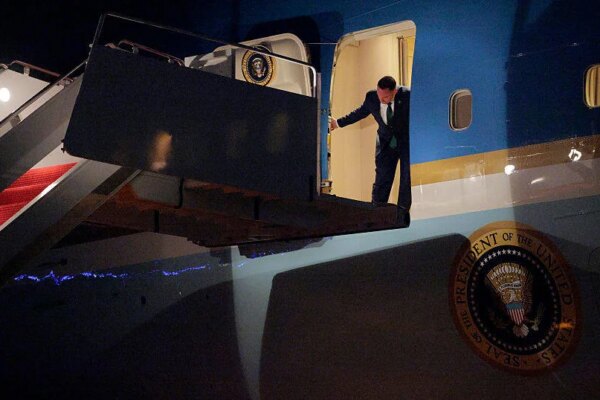 Air Force One carrying Trump to Davos turns around after