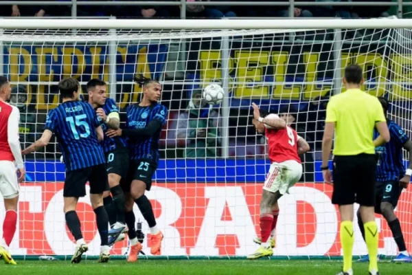 arsenal s gabriel jesus scores their second goal photo reuters
