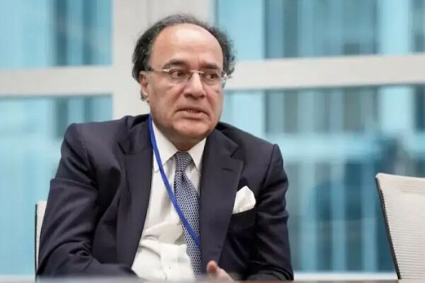 Aurangzeb admits some companies quitting Pakistan due to high taxes - SUCH TV