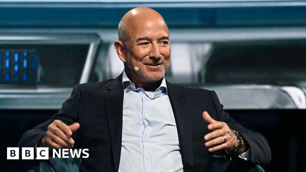 Bezos' Blue Origin announces satellite rival to Musk's Starlink