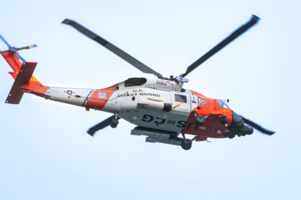 Coast Guard searching for survivors after commercial fishing boat sinks off Massachusetts; 1 body recovered