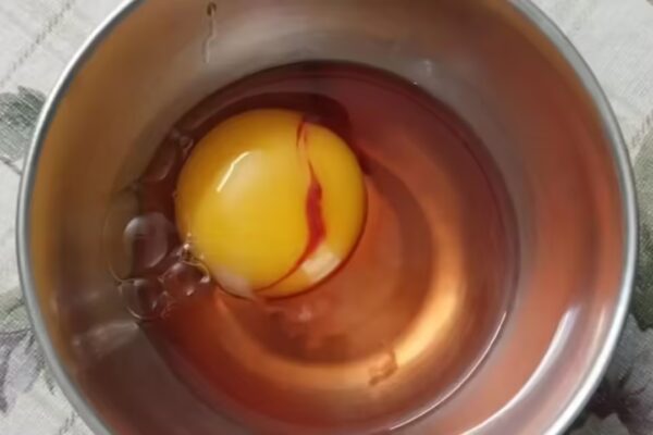 Ever cracked an egg with a red egg white? Here’s what it means and how to spot unsafe eggs | - The Times of India