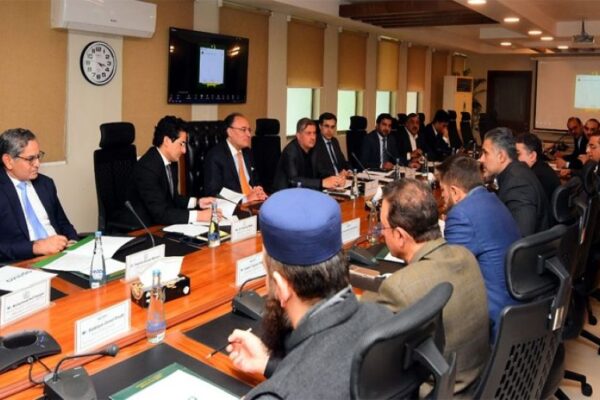 Finance Minister vows to address textile sector challenges - SUCH TV