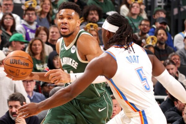 Giannis points to chemistry, selfish play for Bucks' losses