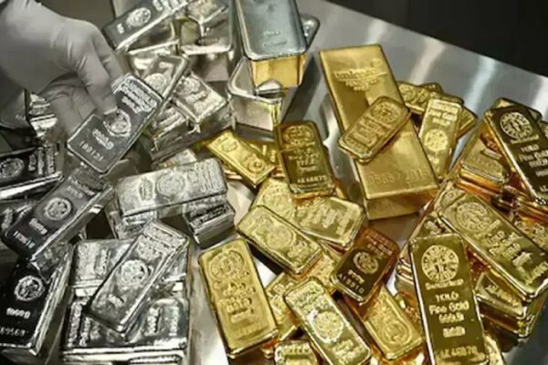 Gold slips 4% on fed speculations but still set for record monthly gain - SUCH TV