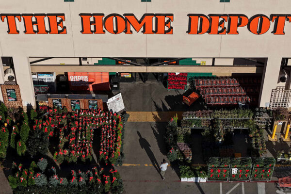 Home Depot lays off 800 workers, says corporate employees will return to office 5 days a week