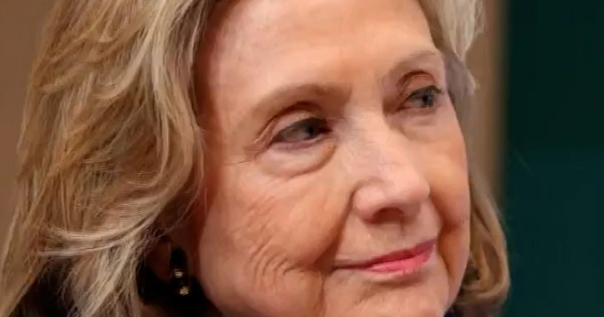 House GOP plans to hold Clintons in contempt of Congress