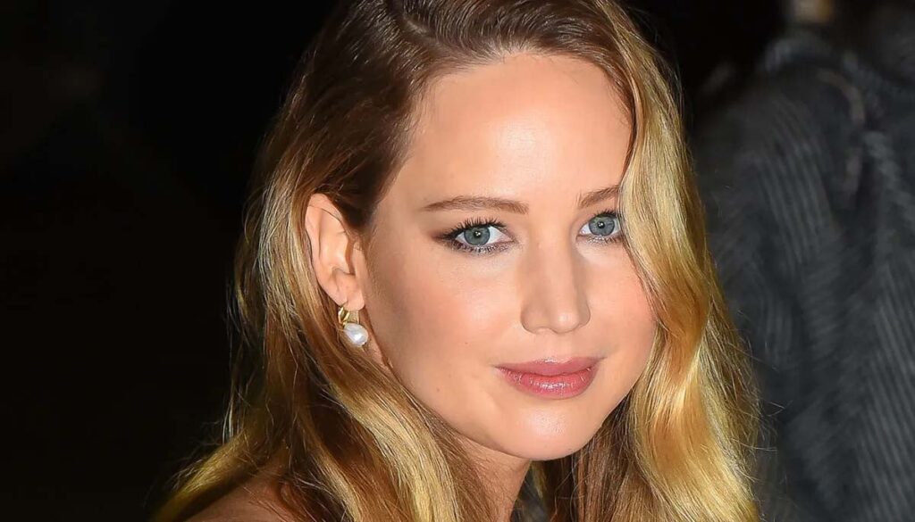 Jennifer Lawrence blames internet for losing Sharon Tate role