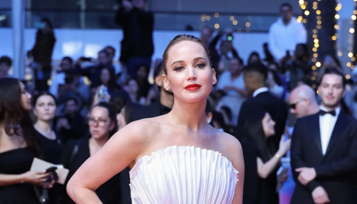 Jennifer Lawrence names TWO stars that made her
