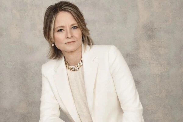 Jodie Foster voices opinion about