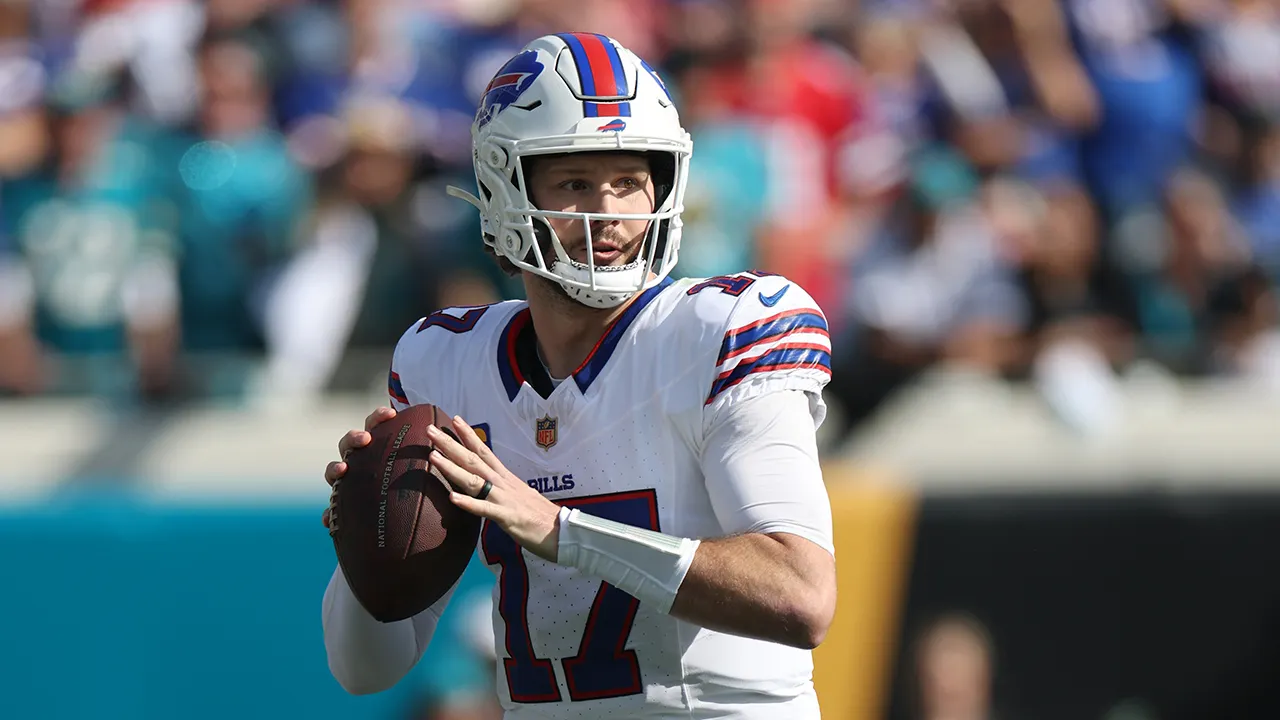 Josh Allen scores game-winning touchdown as Bills topple Jaguars in wild-card round