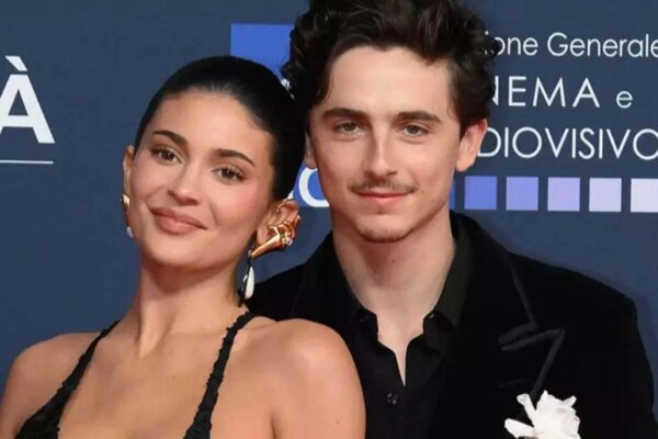 Kylie Jenner makes subtle appearance on Timothee Chalamet