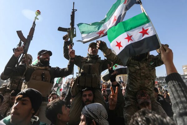 Lindsey Graham says 'strong consensus' to protect Kurds as Syrian forces advance on territory