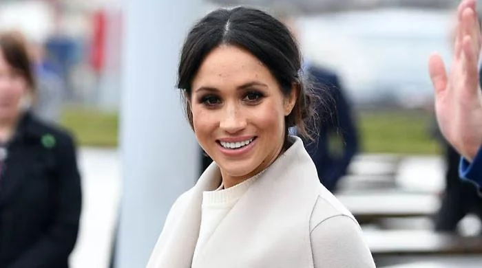 Meghan Markle makes calls to old pal from Hollywood to settle major crisis