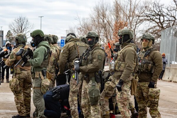 Minneapolis software engineers mistaken for ICE agents harassed, insulted by left-wing agitators at deli