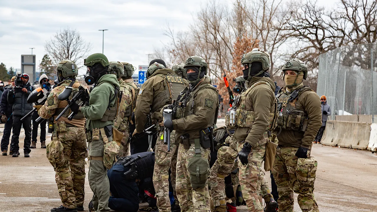 Minneapolis software engineers mistaken for ICE agents harassed, insulted by left-wing agitators at deli