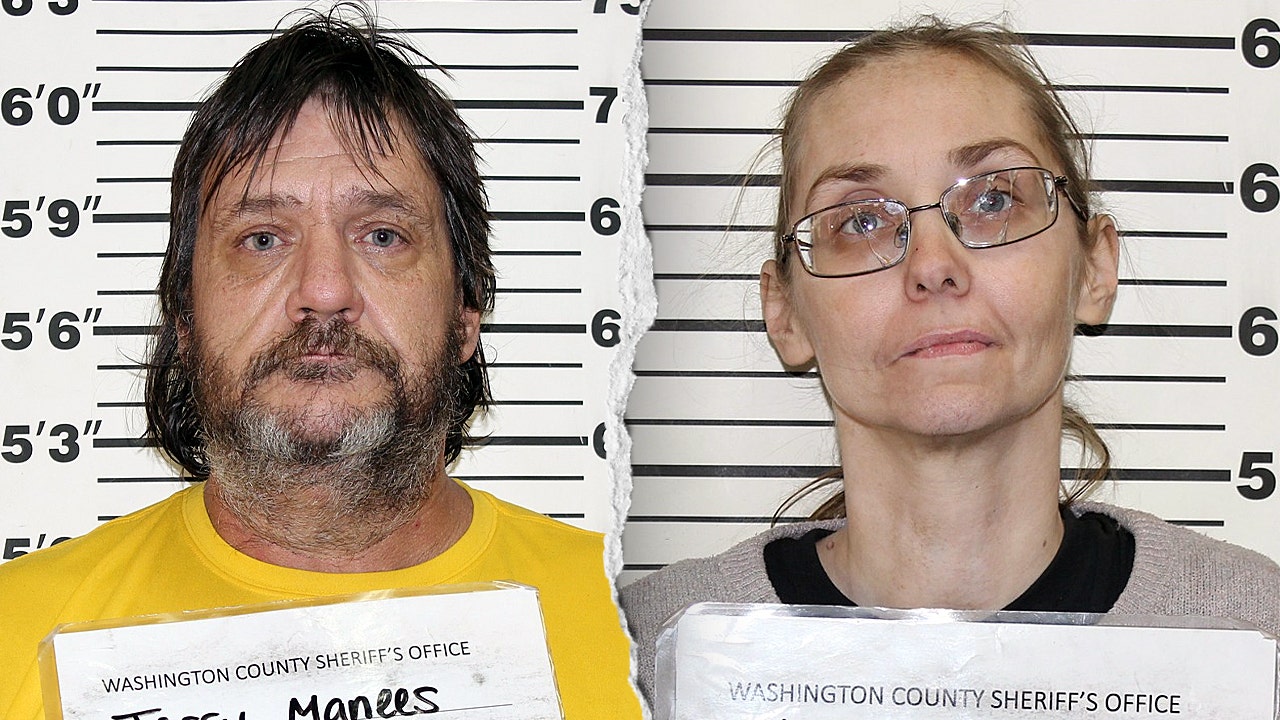 Missouri couple accused of locking teens in chicken pen, shooting them with BB guns in abuse case