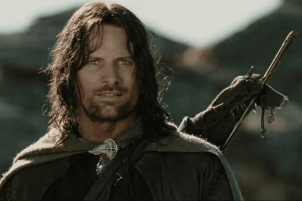 Peter Jackson reveals a Viggo Mortensen mishap in