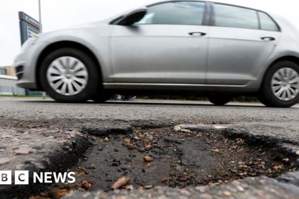 Potholes map rates council road repair progress