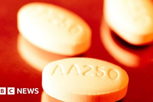 Prostate drug, abiraterone, to be offered to thousands in England