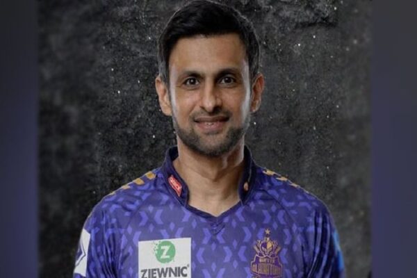 Shoaib Malik announces retirement from HBL PSL - SUCH TV