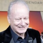 Stellan Skarsgård honoured at Golden Globes 2026